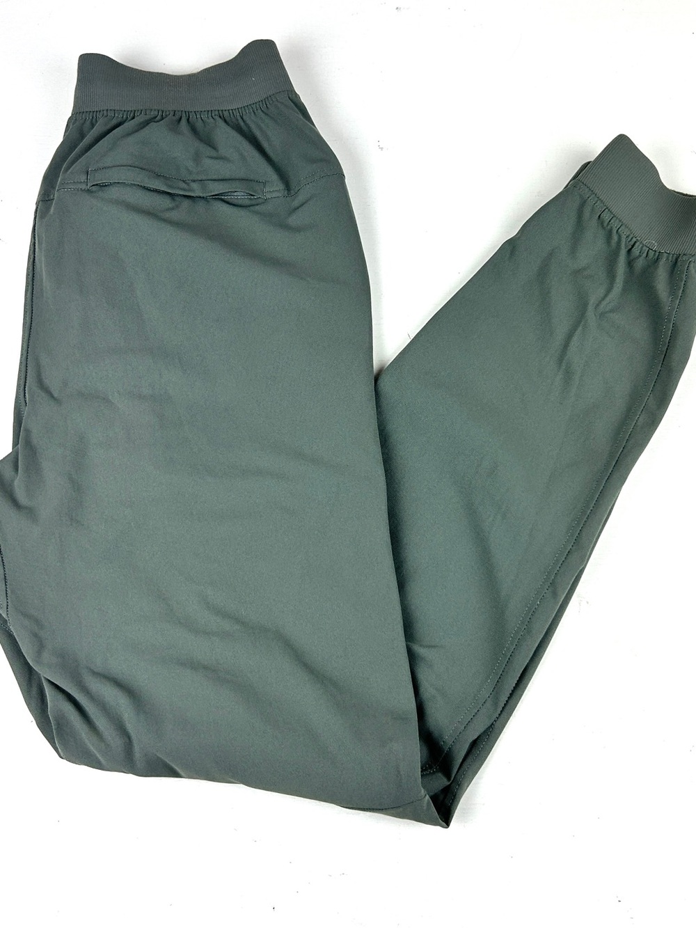 Lululemon ABC Jogger Fit Sz Medium Men's Pants Color Green Drawstring.